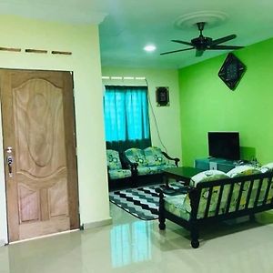 Hijau Homestay Sungai Besar Exterior photo