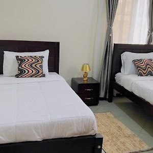 Ferienwohnung Cozy Living By Miranda, Acacia Unlimited Wifi Netflix Free Parking Kampala Exterior photo