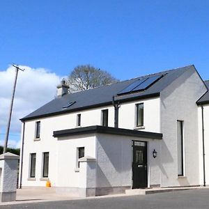 Emy Lake Apartment - Near Castle Leslie, Glaslough Monaghan Exterior photo