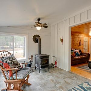 Villa Family-Friendly Center Ossipee Cabin With Fire Pit! Exterior photo