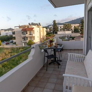 Toula'S Grand Apartment With Sea View Ialysos  Exterior photo