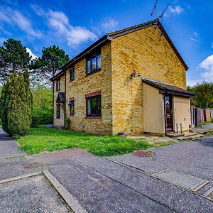 Pass The Keys Cosy Home In Chelmsford Exterior photo