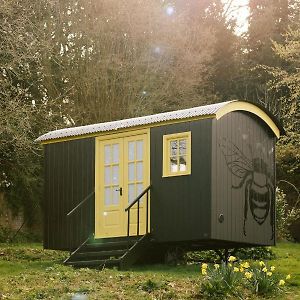 Villa Beekeeper'S Hut - Hawarden Estate Exterior photo