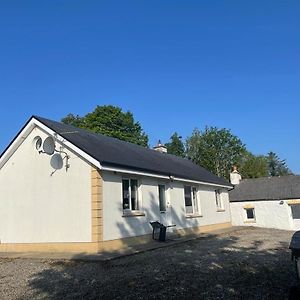 Villa Higgins House Ballyhaunis Exterior photo