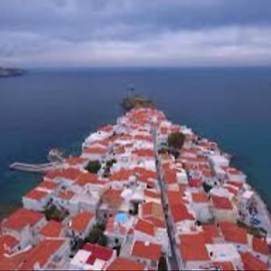 Villa Sommaripa Loft In Andros Old Town Exterior photo