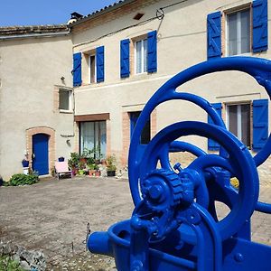 Bed and Breakfast Relais De La Poste Monclar-de-Quercy Exterior photo