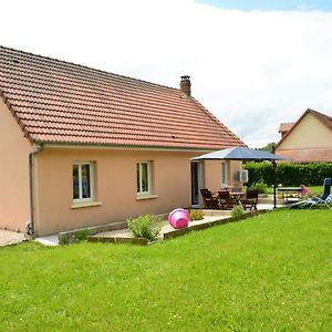 Villa Gite De 85M2 Situe A Sommery De 1 A 6 Pers Exterior photo