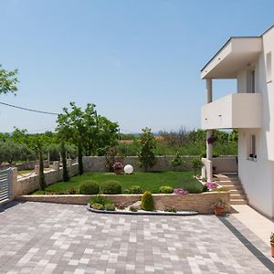 Spacious And Fully Equipped Apartment Near Zadar Smokovic Exterior photo