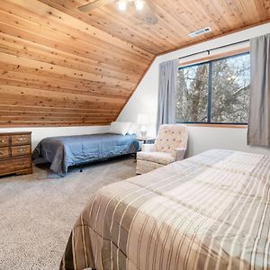 Villa 5 Kern'S Kabin - Charming Two-Story Cabin Within Walking Distance To Bear Mountain! Big Bear Lake Exterior photo