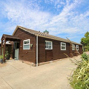 Villa The Stables Newport  Exterior photo