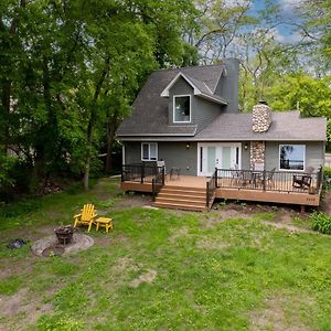 Villa Medicine Lake Manor Minneapolis Exterior photo