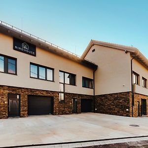 Hotel Bird House Prešov Exterior photo