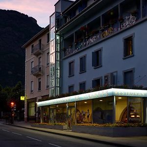 Hotel De L'Europe Saint-Jean-de-Maurienne Exterior photo