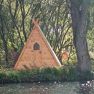 Hotel Teeny Tiny Tipi Lakeside Pod Clare Exterior photo