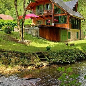 Villa Kuca Za Odmor Uz Rijeku Slapnica, U Parku Prirode Zumberak, Finska Sauna I Jacuzzi Krasic Exterior photo