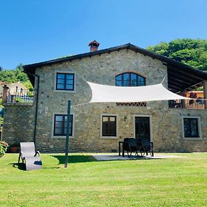 Villa Agriturismo Poderino Castiglione di Garfagnana Exterior photo