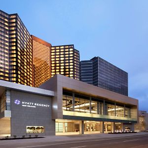 Hotel Hyatt Regency New Orleans Exterior photo