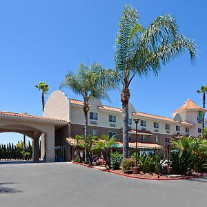 Holiday Inn Express Hotel&Suites San Diego-Escondido Exterior photo