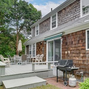 Hyannis Home With Deck And Grill 1 Mi To Marina Exterior photo