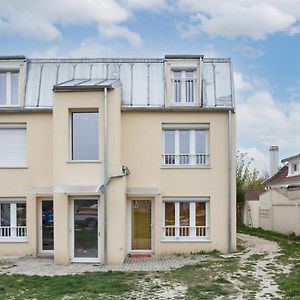 Ferienwohnung Le Blanc-Mesnil Bat C 1Ere Etage Gauche Duplex Exterior photo