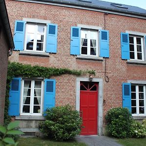 Bed and Breakfast Chambre D'Hote Les Volets Bleus Namur  Exterior photo