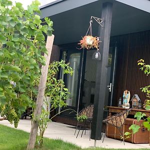 Villa Life Contains Beautiful Things Almere Exterior photo
