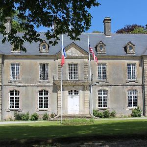 Bed and Breakfast Chateau De Grandval - Sainte Mere Eglise Neuville-au-Plain Exterior photo