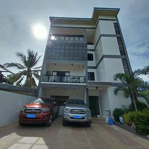 Marinduque Bed And Breakfast Maniwaya Exterior photo