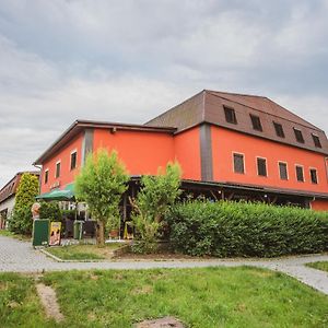 Hotel Pension Vezka Šternberk Exterior photo