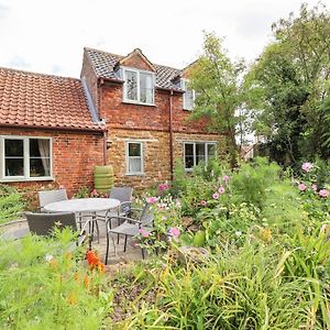 Villa The Waggon Shed Nottingham Exterior photo