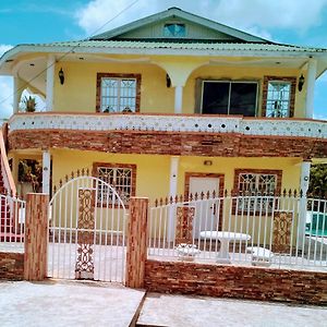 Villa Charming 1-Bed House In Georgetown Exterior photo