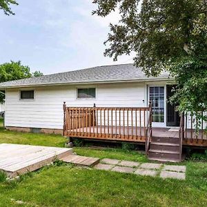 Enjoyable Home By Airport & Dwtn Rochester Exterior photo