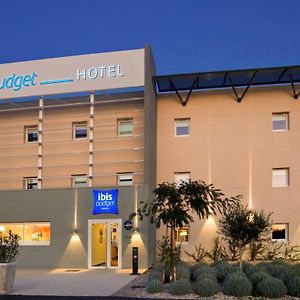 Hotel Ibis Budget Istres Trigance Exterior photo