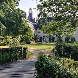 Bed and Breakfast Chateau De Thouare Exterior photo