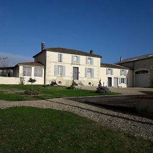 Bed and Breakfast L'En Haut Des Vignes Mérignac Exterior photo