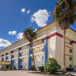 Rodeway Inn Houston North Greenspoint Exterior photo