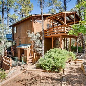 Villa Pristine Pine Retreat With Deck And Outdoor Dining! Exterior photo