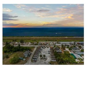 Ferienwohnung Modern Studio Retreat With King Bed - Cozy Comfort Pahokee Exterior photo