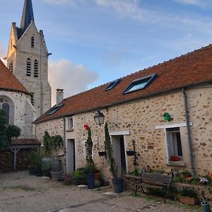 Bed and Breakfast Le Portail Bleu Châtres Exterior photo