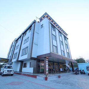 Hotel Chandra Residency Dharmapuri Exterior photo