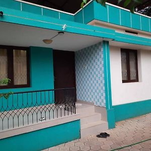 Villa 2 Bhk House, On Premise Parking, Upto 10 Guests Mangaluru Exterior photo
