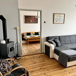 Ferienwohnung Slunny Byt S Krasnym Vyhledem Nové Město nad Metují Exterior photo