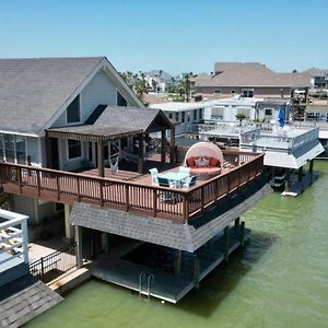 Tiki Island Waterfront Villa Oasis Home Away From Home Exterior photo