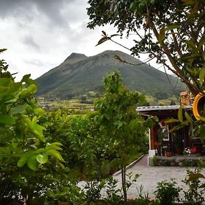 Villa Cabana Don Pacho Otavalo Exterior photo
