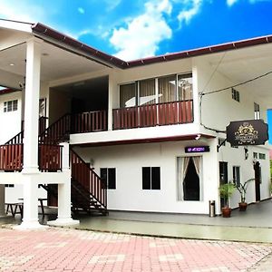 New Kesuma Villa Exclusive Stay Parit Raja Exterior photo