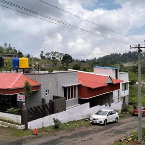 Leos Hotels Yercaud Exterior photo