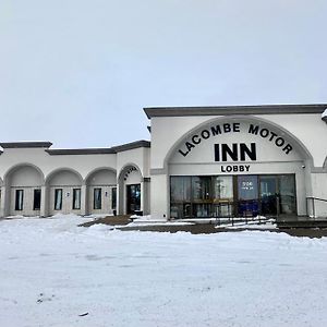 Lacombe Motor Inn Exterior photo