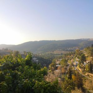 View Of The Valley Guest House Jerusalem Exterior photo