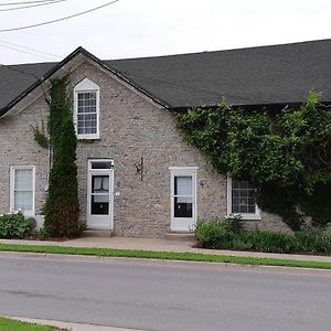 Villa Stone Carriage House Picton Exterior photo