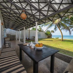 Sinhala Beach Villa Ambalangoda  Exterior photo